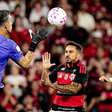 Danilo, do Flamengo, sofre fraturas na mandíbula e passará por cirurgia