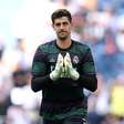 Real Madrid prepara renovação de Courtois até 2028
