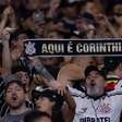 Torcida organizada do Corinthians cobra jogadores após derrota no clássico