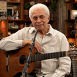 Paulinho da Viola relembra 6 décadas de história em novo episódio do Tiny Desk Brasil