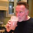 Suco de beterraba no liquidificador é tão eficiente quanto a creatina: aos 79 anos, Arnold Schwarzenegger diz que preparo promove 'melhor oxigenação muscular e maior eficiência cardiovascular durante o mesmo treino'