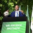 Aliado de Infantino, Motsepe sofre pressão nos bastidores da CAF
