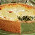 Receita fácil e deliciosa: torta cremosa de alho-poró com escarola