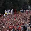 Manifestações de rua podem mudar os rumos do segundo turno?