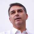 O que Flávio Bolsonaro poderia - e não poderia - mudar na Constituição