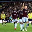 Aston Villa goleia Fenerbahçe e conquista maior vitória da história