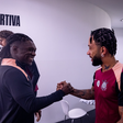 Seedorf manda recado para Memphis: "Eu conhecia o Corinthians antes dele"