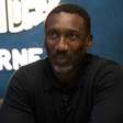 Ex-Chelsea avalia ida ao Corinthians com Seedorf: "Vou pensar"