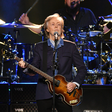 Paul McCartney critica filmes dos Beatles por ser representado como o mais baixo do grupo