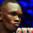 Israel Adesanya enfrenta o 'Pirata' Shara Magomedov no UFC Arábia Saudita, diz jornalista