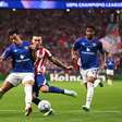 Zagueiro do United pede desculpas após desabafo contra diretoria
