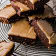 Fudge de Chocolate com Caramelo Salgado: Receita Fácil e Irresistível