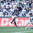 Atlético-MG enfrenta o Coritiba em busca de se aproximar do G-6 no Brasileirão