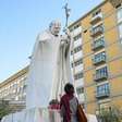 Papa Leão 14 recebe alta do hospital, podendo voltar ao Vaticano