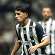 Atlético-MG vence o Coritiba e entra no G5 do Brasileirão