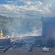 Menino de 11 anos morre e adultos que tentaram resgate ficam feridos em incêndio no RS
