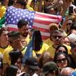 Com funk e axé, Flávio Bolsonaro transforma ato político em bloco de carnaval na Av. Paulista