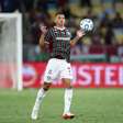 Thiago Silva deve deixar de lado críticas a campo sintético por final