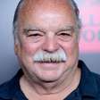 Morre Richard Riehle, de 'Como Enlouquecer Seu Chefe', aos 78 anos