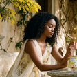 Por menos de R$ 140 no Mercado Livre: lançada em 2003, esta marca italiana assina o perfume 'cheiro de rica' com a Mimosa como protagonista, considerada o 'sol em forma de flor'