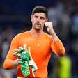 Courtois expõe bastidores na Bélgica: "Fui expulso do grupo de WhatsApp"