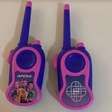 "Falando com o lobo cinzento": voz masculina em walkie-talkie infantil assusta família de Porto Alegre