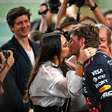 F1: Kelly Piquet compartilha imagens com Verstappen e Penélope em parque de terror