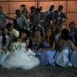 Noivo viraliza após trend dar errado e acertar a cabeça da noiva antes de festa de casamento