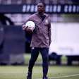 Seedorf está no BID e pode estrear pelo Corinthians