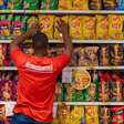 Americanas abre mais de 3.700 vagas de emprego temporário para a Black Friday; veja como se inscrever