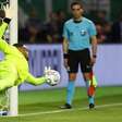 Carlos Miguel repete roteiro, vira herói e coloca Palmeiras na final