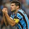 Grêmio pode ficar sem Kannemann por até 6 jogos e perde o controle