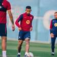 Gabriel Jesus supera Neymar e Ronaldinho em início no Barcelona