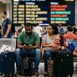 Casal dirige 4 horas até o aeroporto, espera 7 horas por voo atrasado sem assistência e consegue indenização