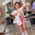 Filha de Virginia, Maria Flor, ganha presente de luxo de madrinha famosa; veja o valor da bolsa