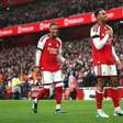 Arsenal vence Everton na Premier League com gol brasileiro