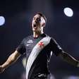 Marino desencanta, e Vasco vira contra o Corinthians em São Januário