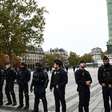 Sob forte tensão e policiamento, França volta às ruas para novo ato contra alto custo de vida