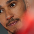 F1: Hamilton atribui perda de desempenho nas últimas corridas ao acerto da Ferrari