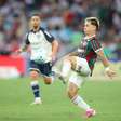 Atacante treina com elenco e pode ser relacionado no Fluminense