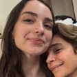 'Te levanta com a luz e o entusiasmo pela vida que vieram junto com ela': a emocionante declaração de Renata Lo Prete para a filha de 24 anos; âncora do 'Jornal da Globo' mostra foto rara com primogênita