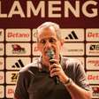 É oficial! Zagueiro assina com o Flamengo até 2027