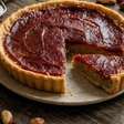 Castanha, queijo e goiabada na mesma torta? Veja como fica