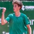 Atleta da casa vira sobre canadense e vai às quartas na ADK Juniors Cup - 17ª Copa Santa Catarina de Tênis - em Itajaí (SC)