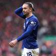 Grealish é barrado de jogo do Everton por indisciplina