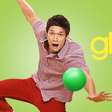 Harry Shum Jr. deseja voltar em reboot de Glee, mas participação segue incerta