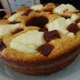 Bolo de milho com goiabada e requeijão