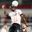 Atuações do Botafogo contra o Remo: acéfalo e invertebrado