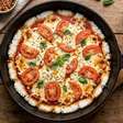 Pizza de tapioca na frigideira: jantar prático, saudável e gostoso