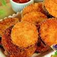Berinjela à milanesa crocante por fora, macia por dentro e bem sequinha, um acompanhamento incrível